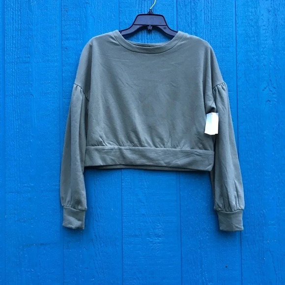 NWT Abound Olive Green Puff Long Sleeve Pullover Cropped Sweater Size Small - Picture 2 of 5